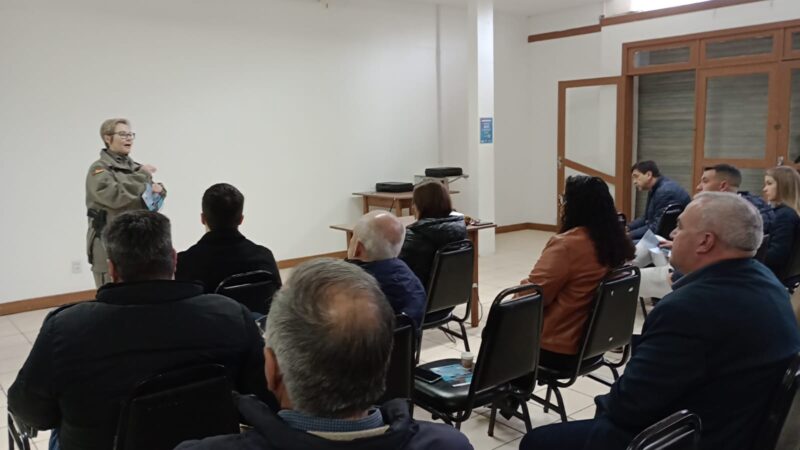 Subcomandante do 8º BPM apresenta Programa PISEG a empresários de Osório