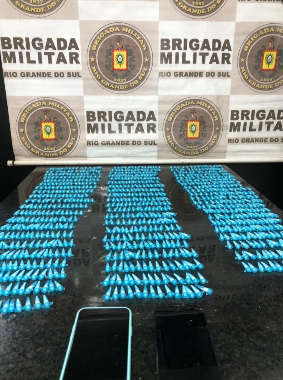 Brigada Militar efetua prisão por tráfico de drogas em Balneário Pinhal