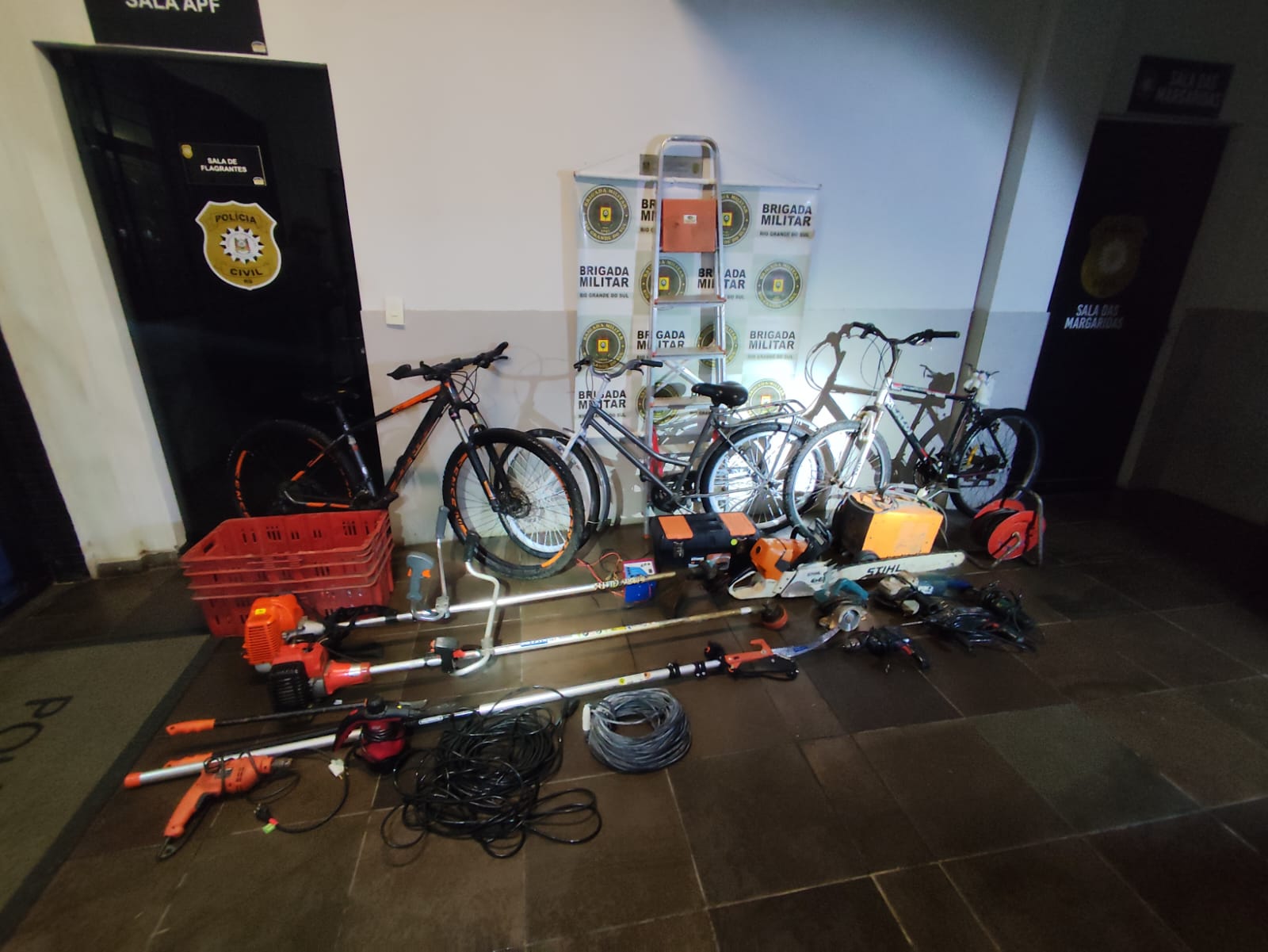 BM prende casal por furto e receptação em Capão da Canoa