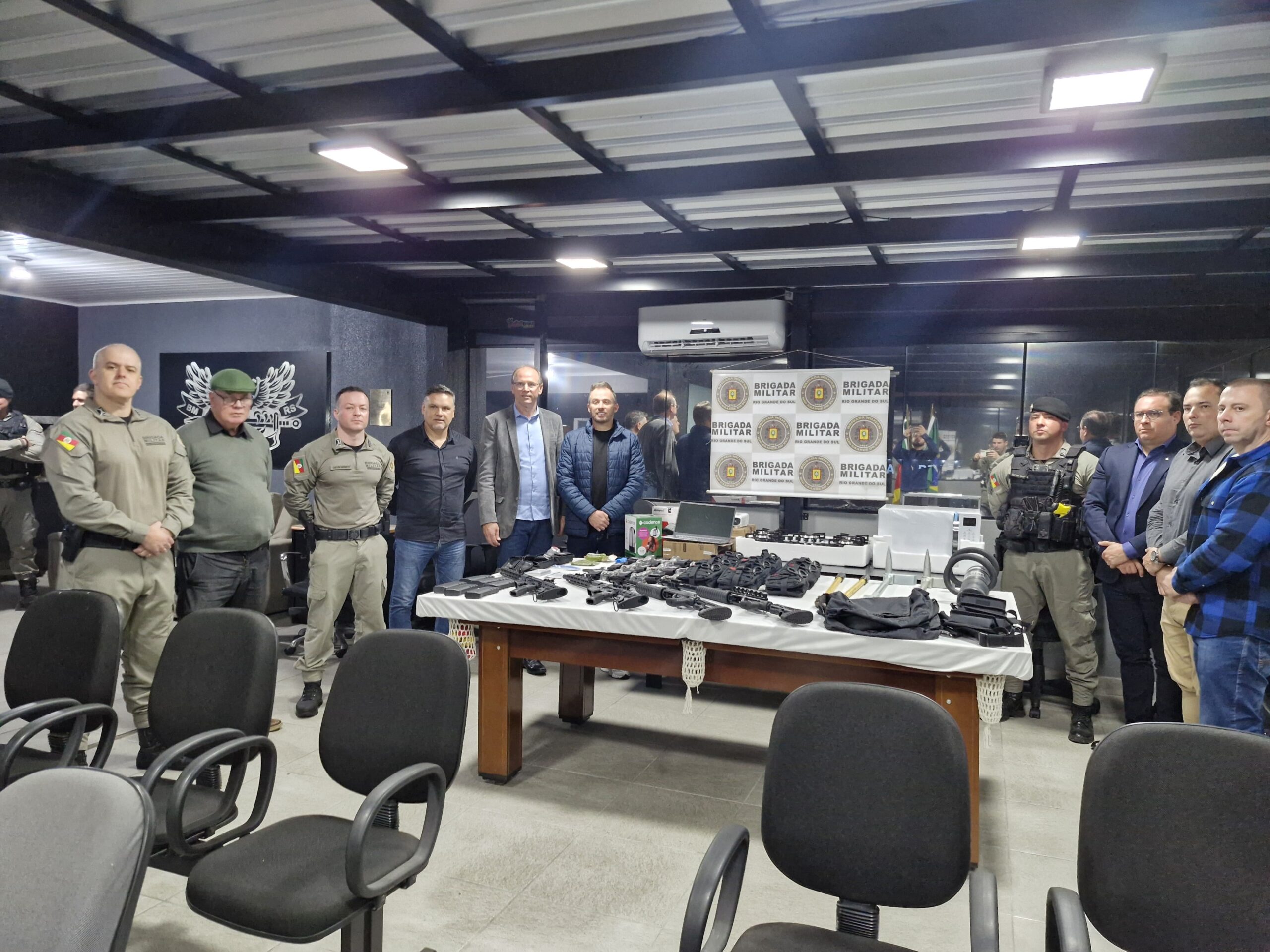 Força Tática do 2º BPAT recebe armamentos e melhorias em Torres