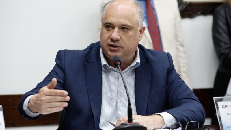 Projeto do deputado Luciano Silveira que prevê internet via satélite em escolas públicas do RS é aprovado na CCJ