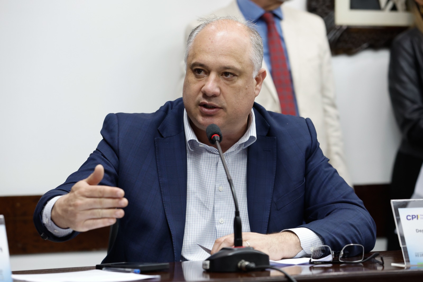 Projeto do deputado Luciano Silveira que prevê internet via satélite em escolas públicas do RS é aprovado na CCJ