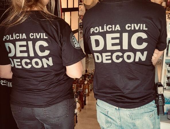 Polícia Civil prende em flagrante proprietário de comércio de bebidas alcoólicas em Osório