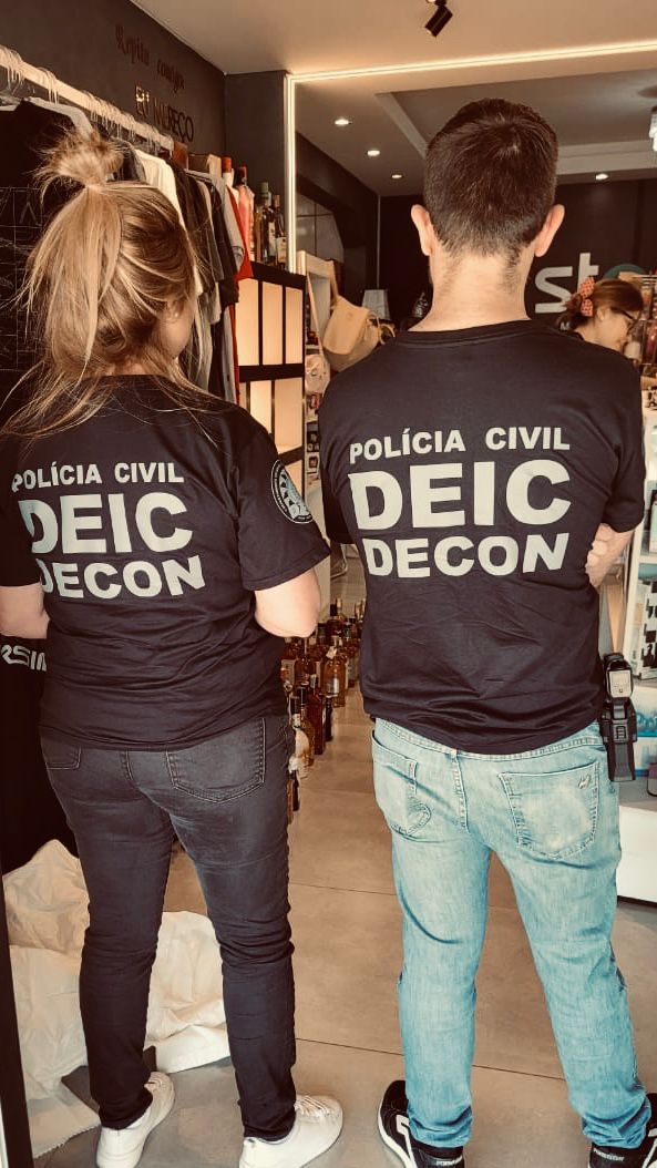 Polícia Civil prende em flagrante proprietário de comércio de bebidas alcoólicas em Osório