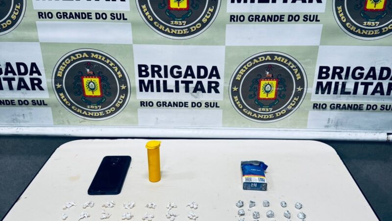 BM prende homem e apreende menor por tráfico de drogas em Xangri-Lá