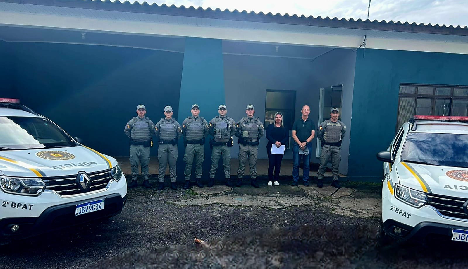 BM e Prefeitura de Xangri-Lá realizam operação conjunta e removem veículos abandonados nas vias públicas