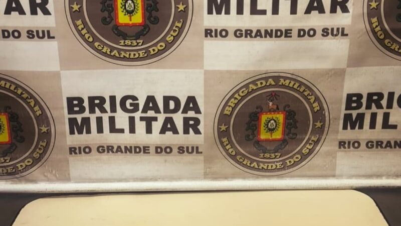 BM prende homem com drogas em Capão da Canoa