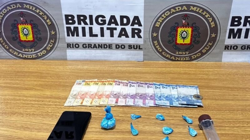 Brigada Militar efetua prisão por tráfico de drogas em Balneário Pinhal