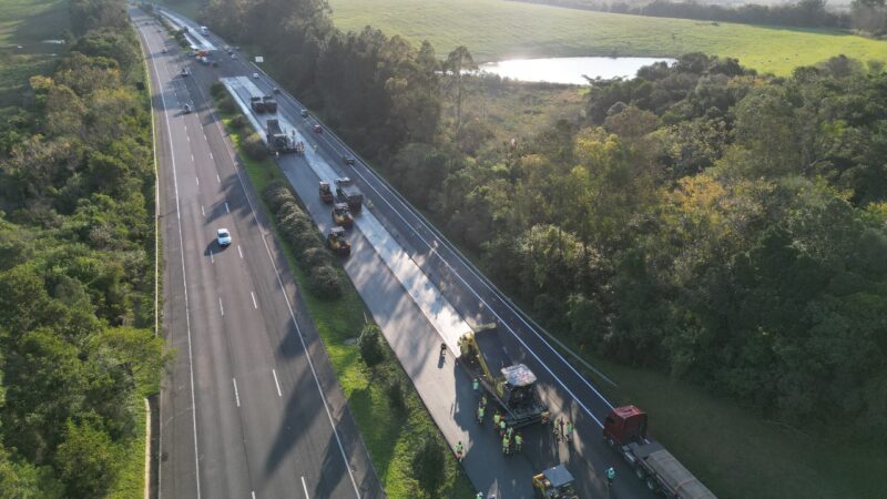 Freeway e BR-101 têm reforço nas equipes de pavimentação