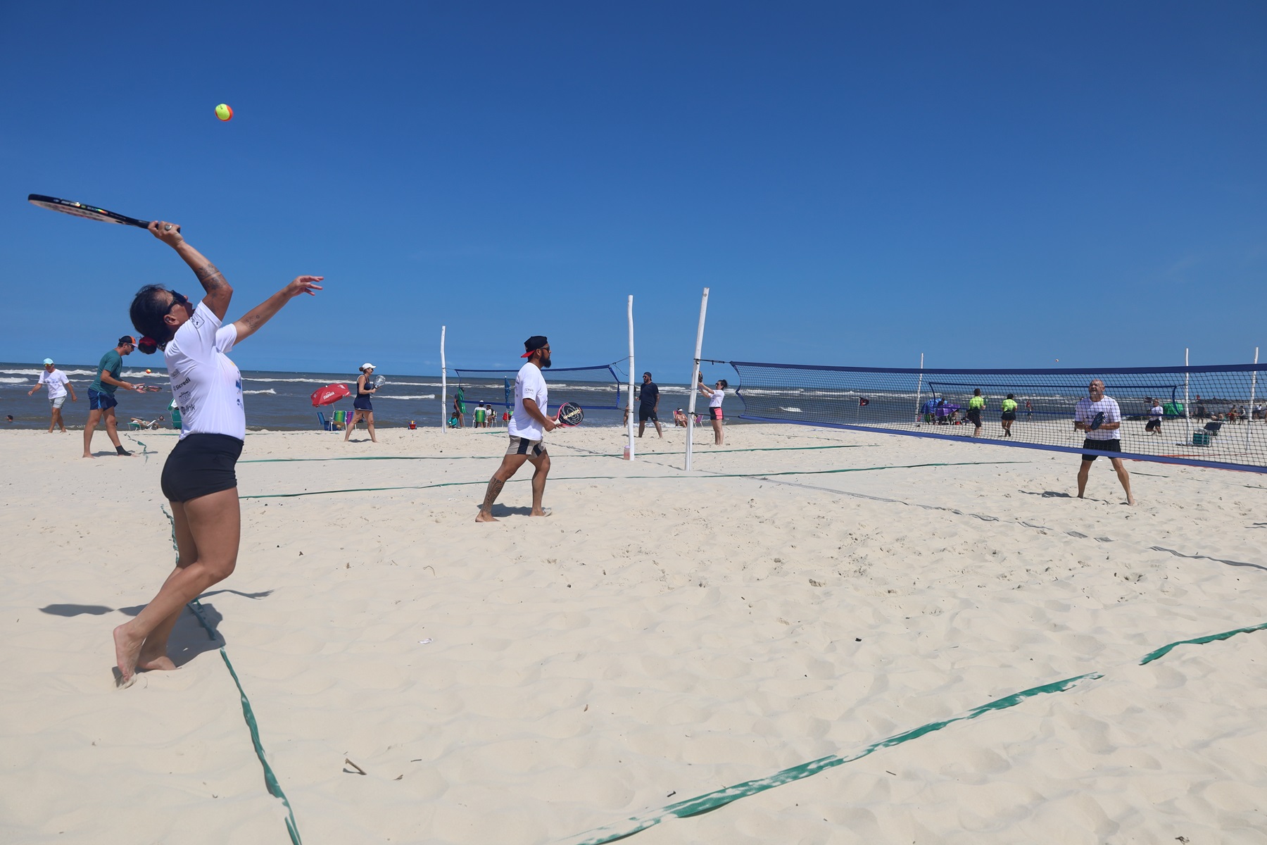 IMBÉ RECEBE ETAPA DO CIRCUITO BRASILEIRO DE BEACH TENNIS