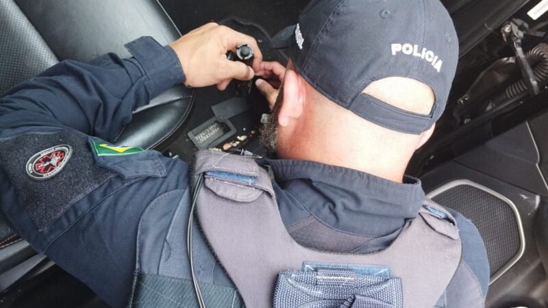 PRF prende dupla em Torres com veículo roubado