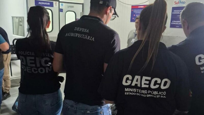 Força-tarefa interdita dois restaurantes em Xangri-lá e autua dois mercados em Capão da Canoa