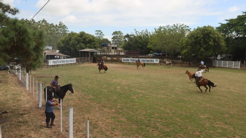 Iniciou o 13º Rodeio Crioulo de Passinhos em Osório