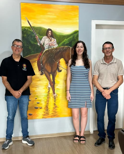Mostardas recebe jornalista internacional em pesquisa sobre Anita Garibaldi