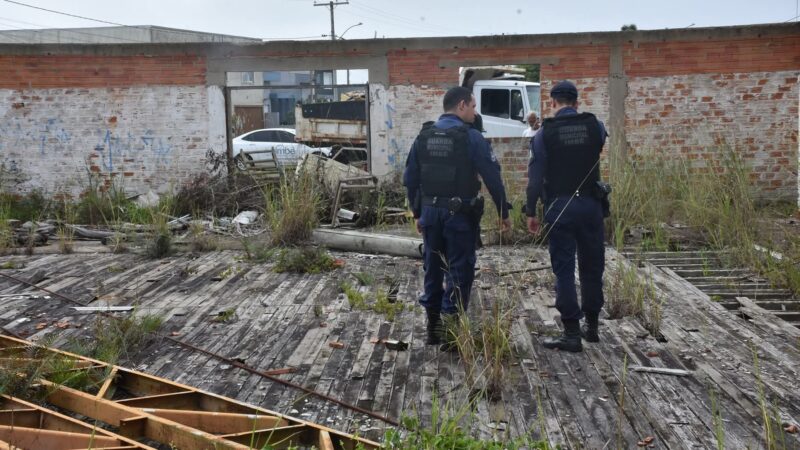 GUARDA MUNICIPAL DE IMBÉ FAZ OPERAÇÃO DE VISTORIA EM ÁREA DE OCUPAÇÃO IRREGULAR