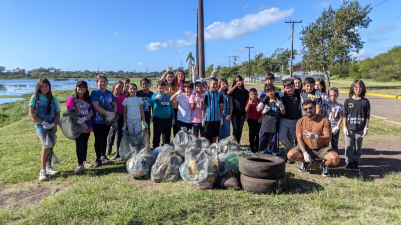 Alunos da Escola Municipal Tuiuti realizam ação de preservação ambiental na Lagoa do Marcelino