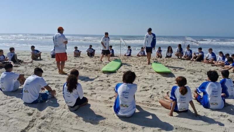 Corsan realiza última semana do Resgate Surf, projeto que une esporte e educação ambiental em Pinhal