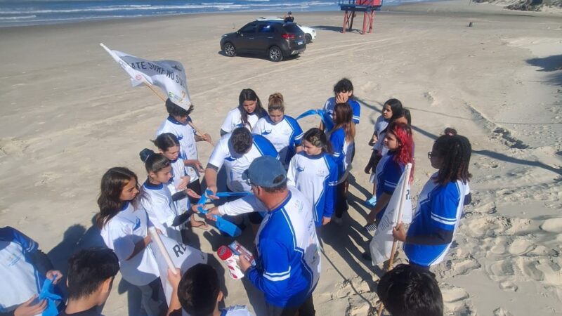 Corsan conclui etapa do projeto que alia surf, skate e educação ambiental em cinco municípios do Litoral Norte