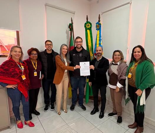 Balneário Pinhal fortalece rede de proteção às mulheres com renovação de parceria com a OAB