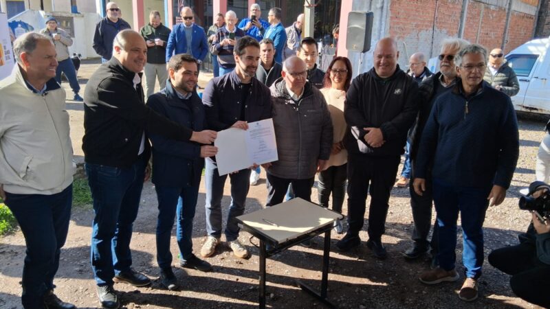 Governador do Estado e prefeito de Osório assinam convênio para as obras de duplicação e revitalização da ERS – 030 em Osório