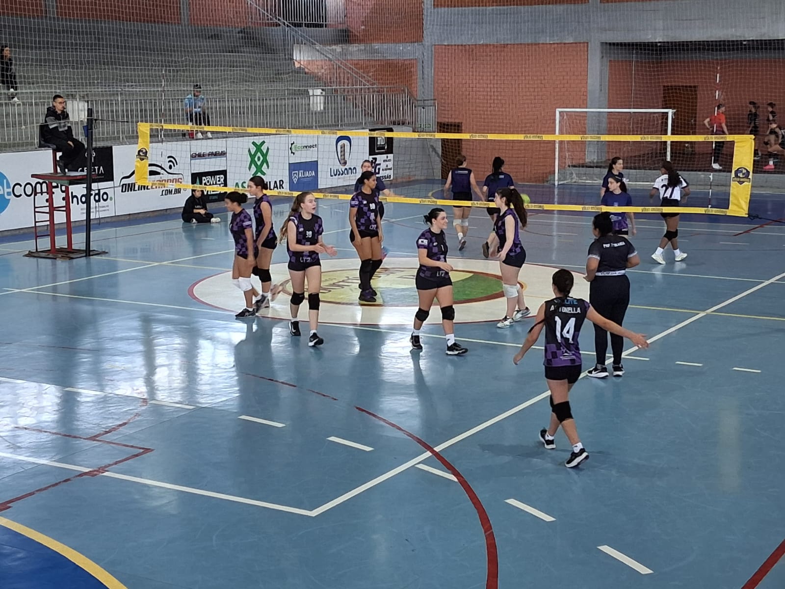 Equipe de Osório vence todas as partidas da etapa da Liga Gaúcha de Voleibol de Base