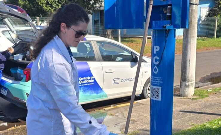 Corsan executa expurgo e análise em rede de água em Capão Novo
