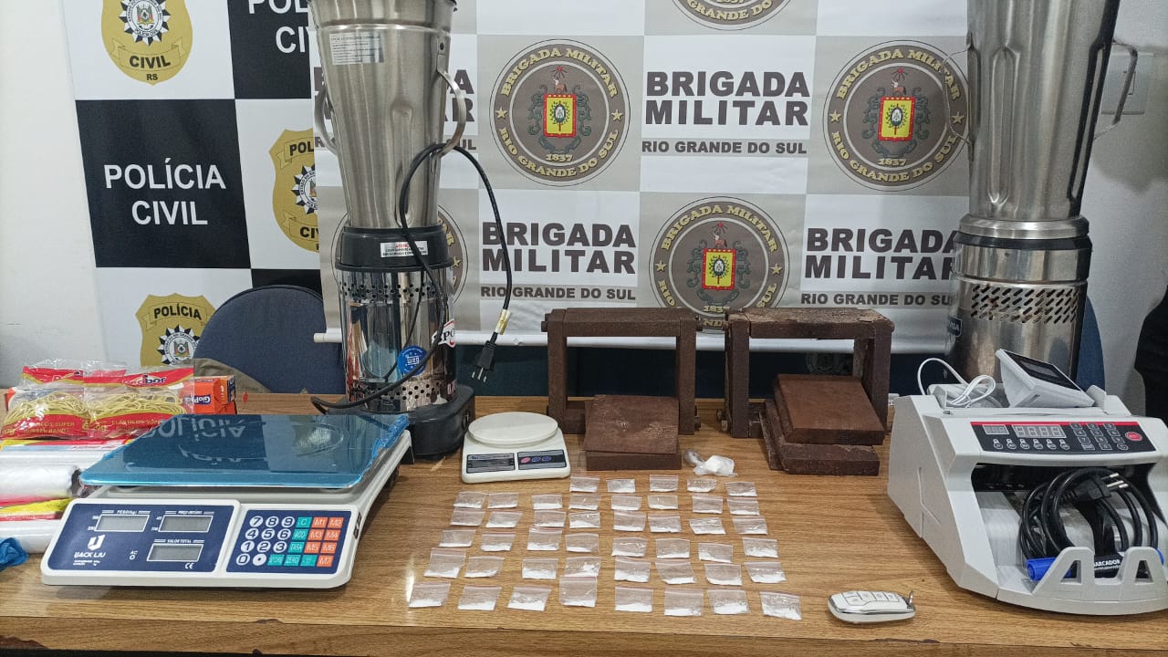 BM e PC prendem homem por tráfico de drogas durante operação em Osório