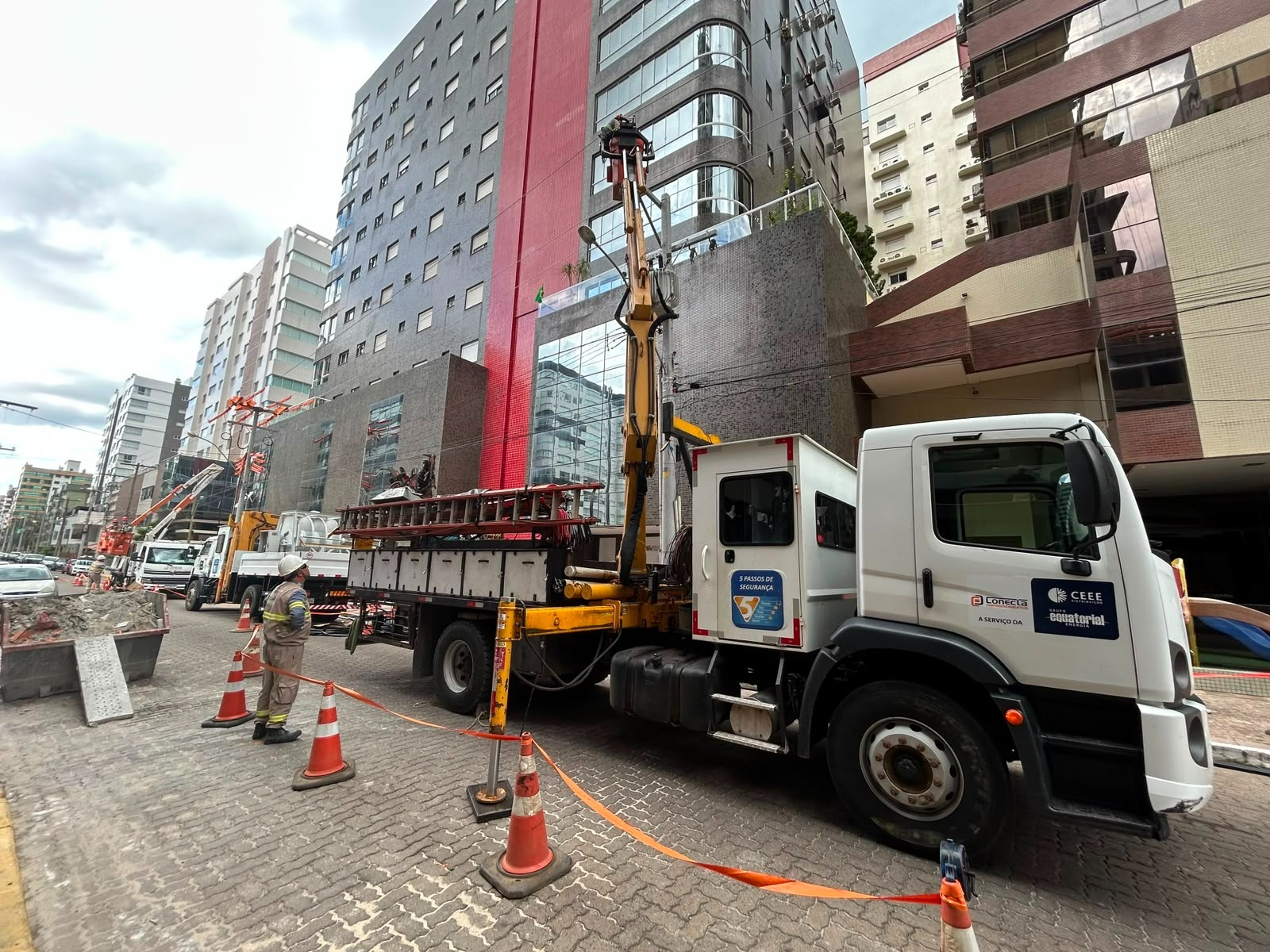 CEEE Equatorial investe R$ 695 mil em obras para reforçar rede elétrica em Capão da Canoa
