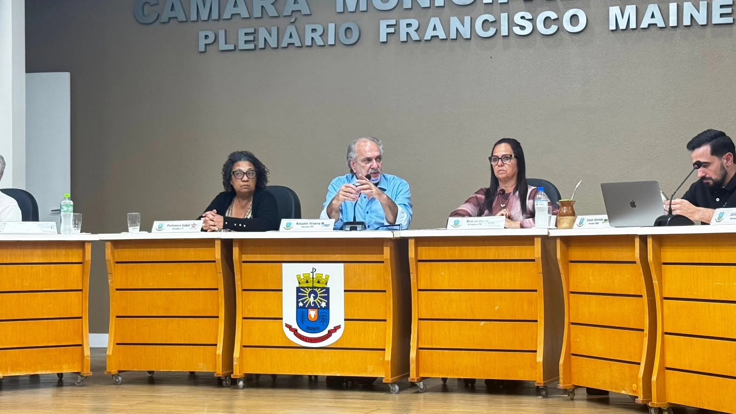 Sessão Ordinária da Câmara de Osório tem noite de aprovações e homenagens