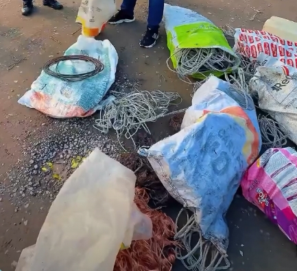 Operação apreende cerca de 200 kg de fios e interdita estabelecimentos em Arroio do Sal