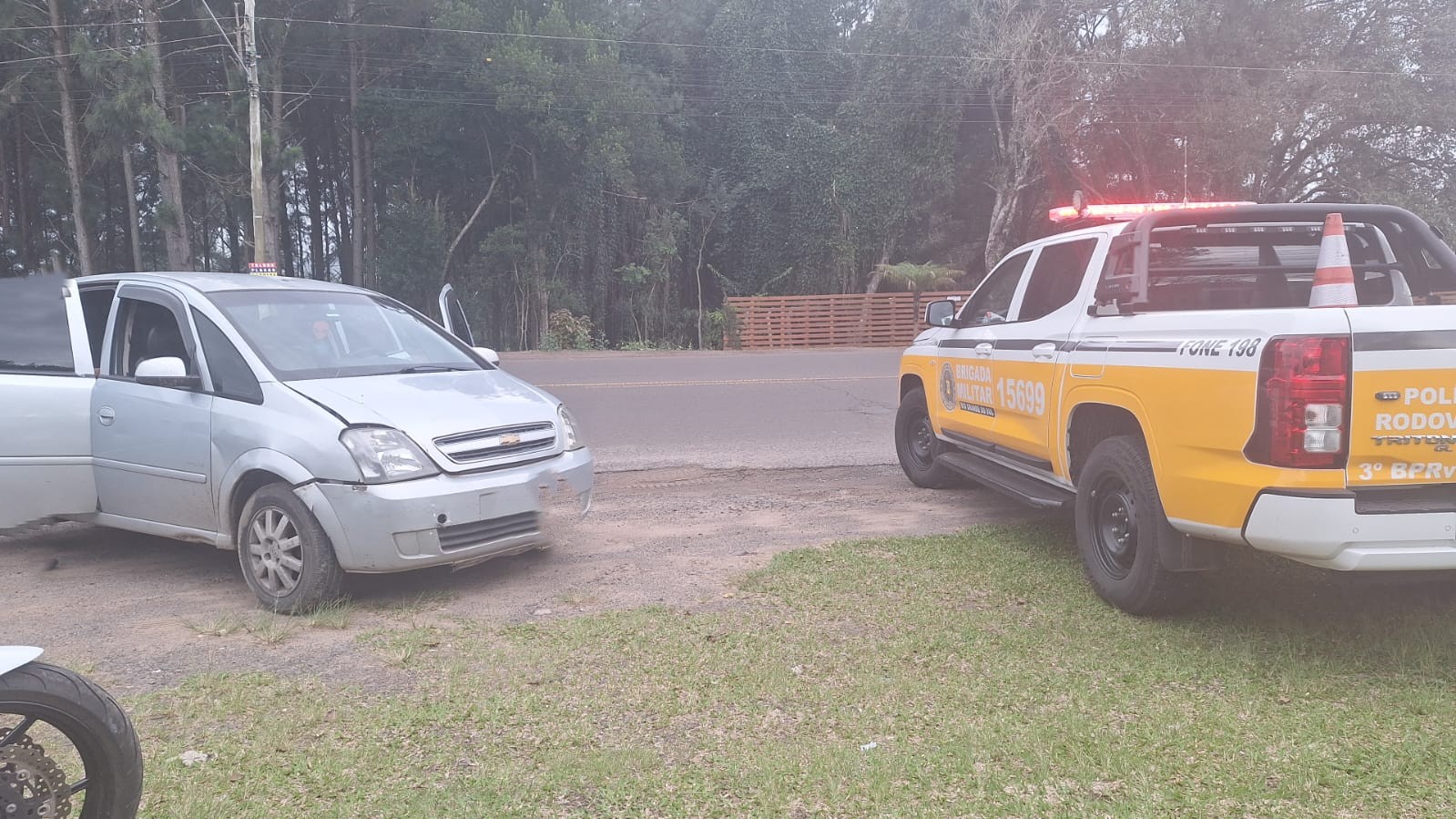 Foragida por estelionato é presa durante operação da Polícia Rodoviária Estadual em Torres