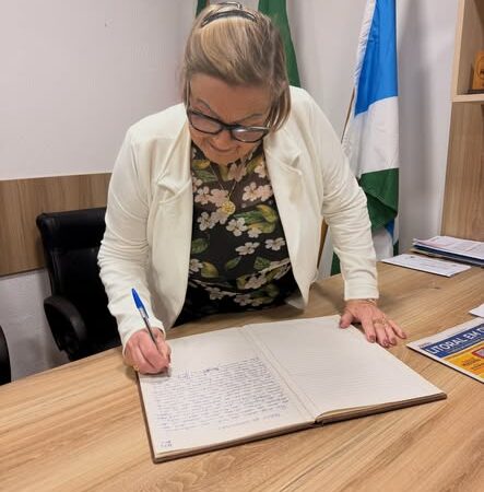 Presidente da Câmara assume como prefeita interina de Arroio do Sal