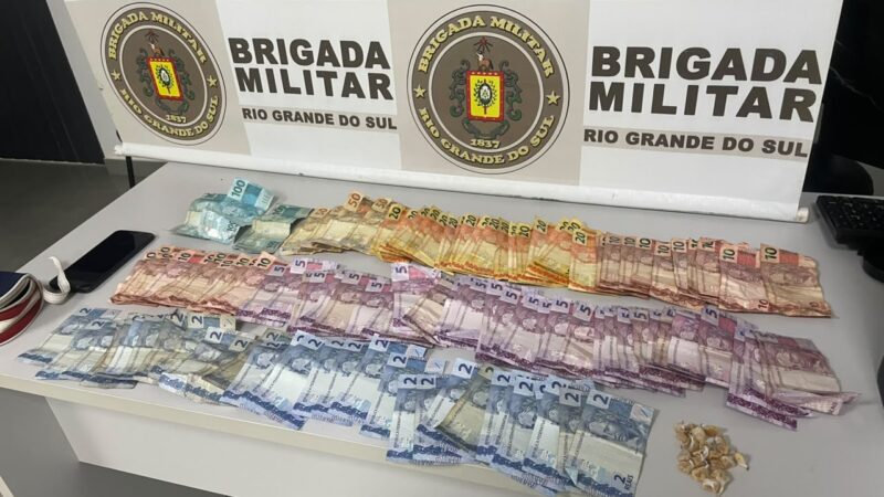 Homem é preso com 20 pedras de crack em Santo Antônio da Patrulha