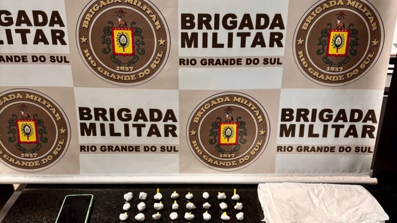Homem é preso com 89 porções de maconha em Balneário Pinhal