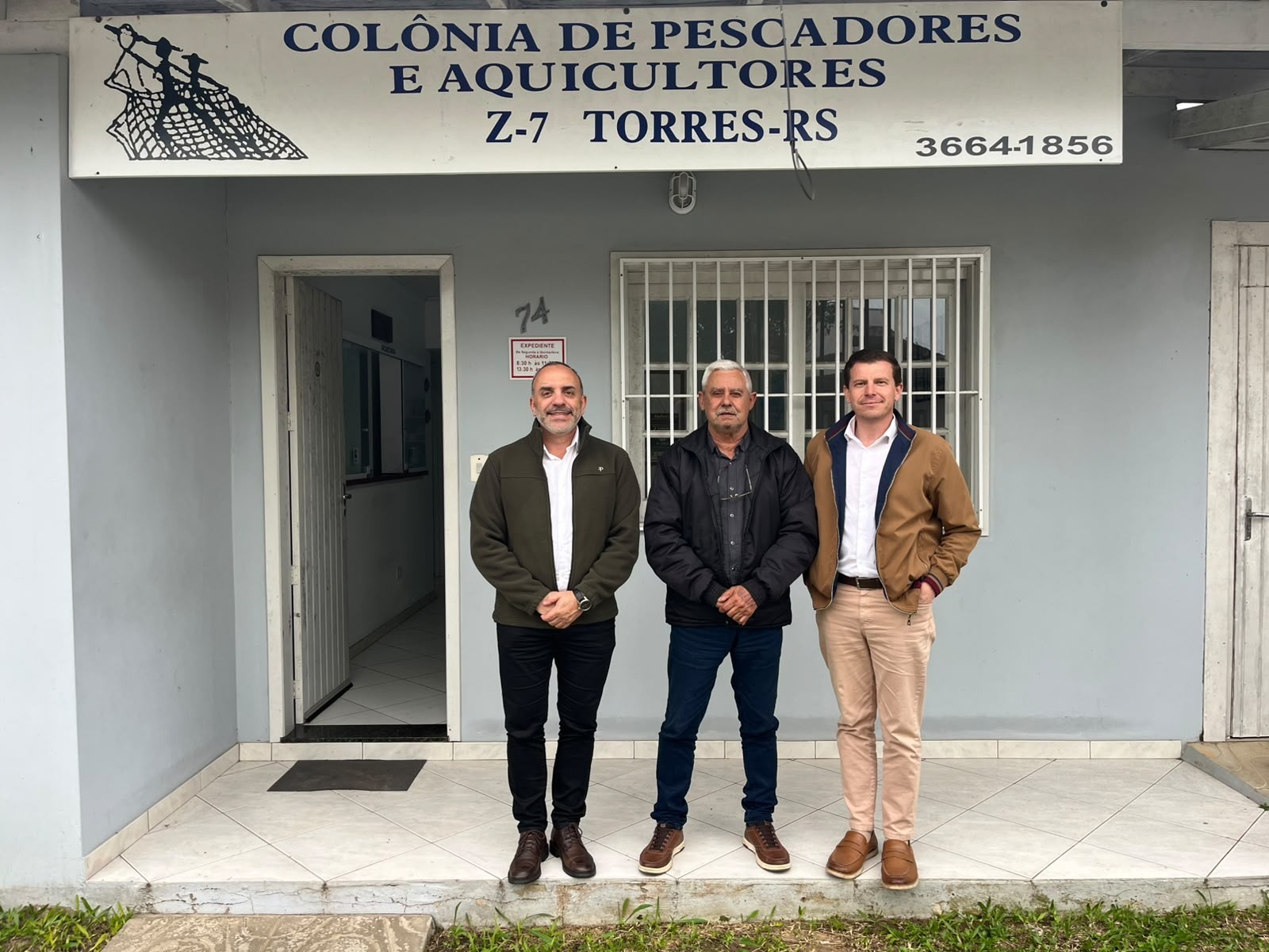 Corsan e pescadores discutem demandas de saneamento em Torres