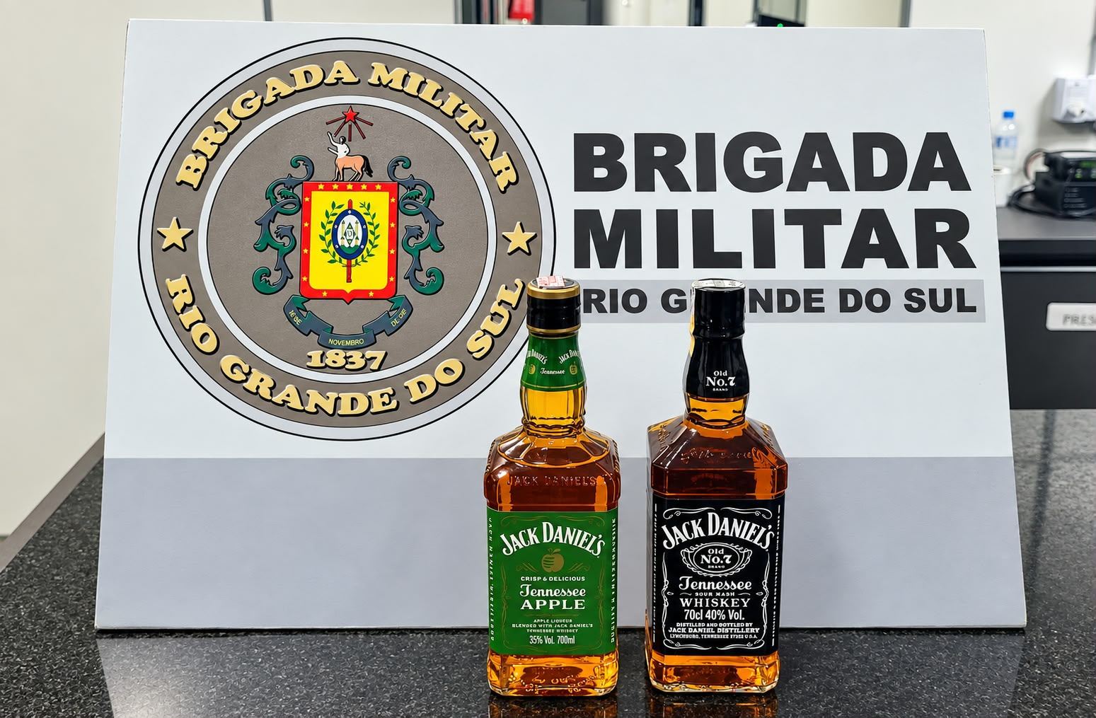 BM prende mulher envolvida em ocorrência de furto em Imbé