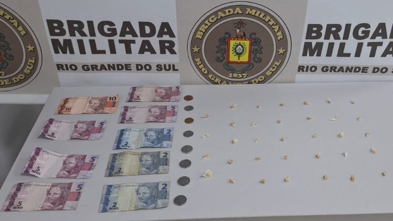 BRIGADA MILITAR PRENDE HOMEM POR TRÁFICO DE DROGAS, DESOBEDIÊNCIA E RESISTÊNCIA EM SANTO ANTÔNIO DA PATRULHA