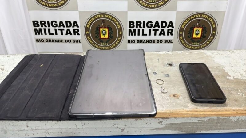 Assalto à casa do prefeito de Balneário Pinhal termina com quatro presos e um adolescente apreendido