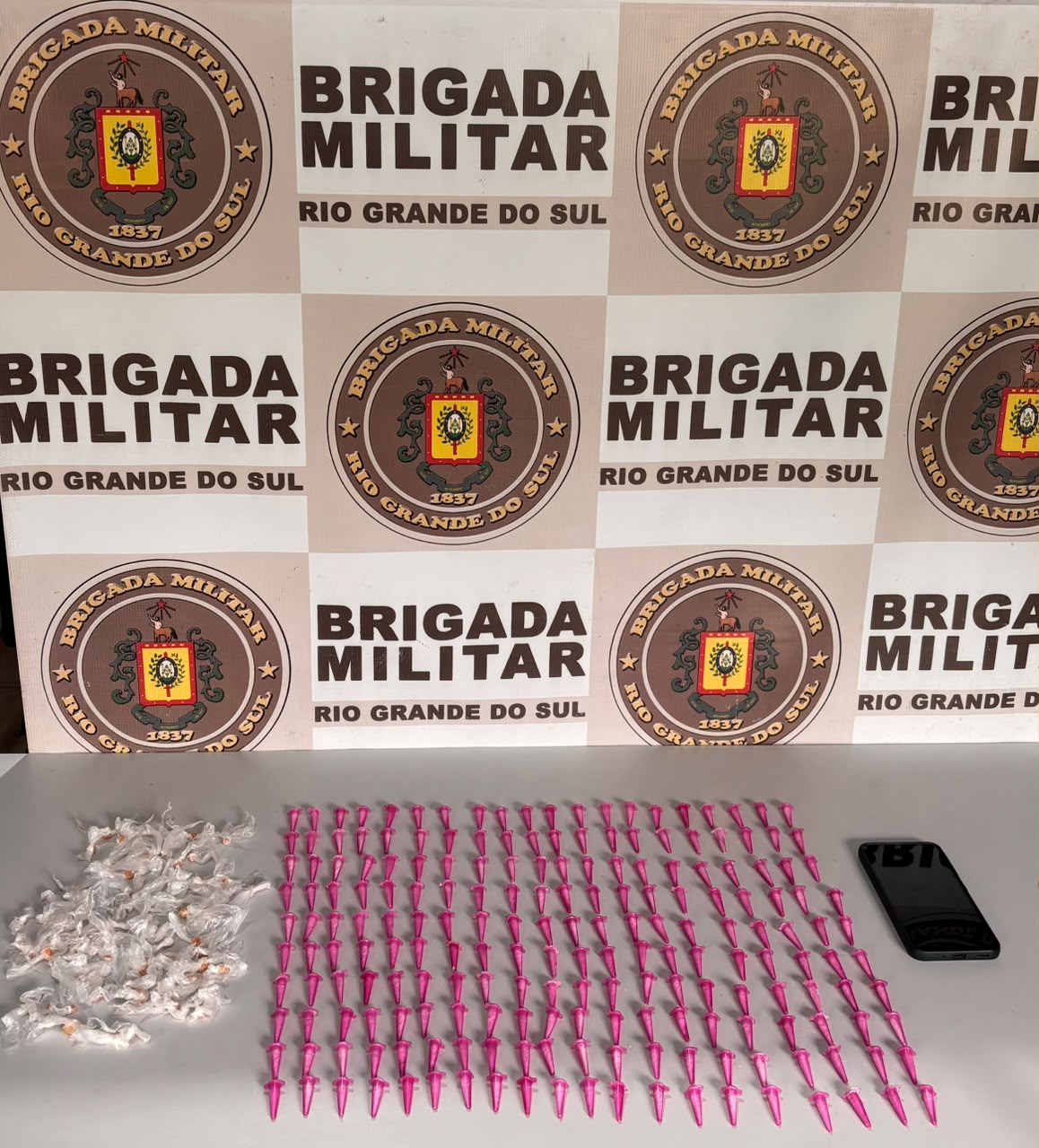 BRIGADA MILITAR PRENDE HOMEM POR TRÁFICO DE DROGAS EM CIDREIRA