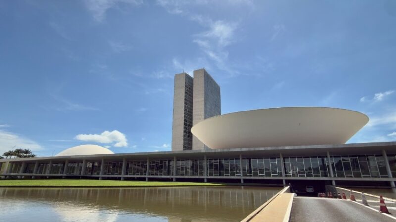 Eleições 2026: Zucco é eleito governador do RS e disputa presidencial vai para o segundo turno
